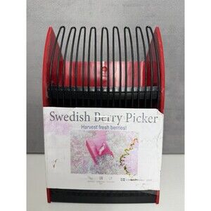 Plastic Berry Picker with Metallic Comb Blueberry Rake Scoop for Fruit Harvestin
